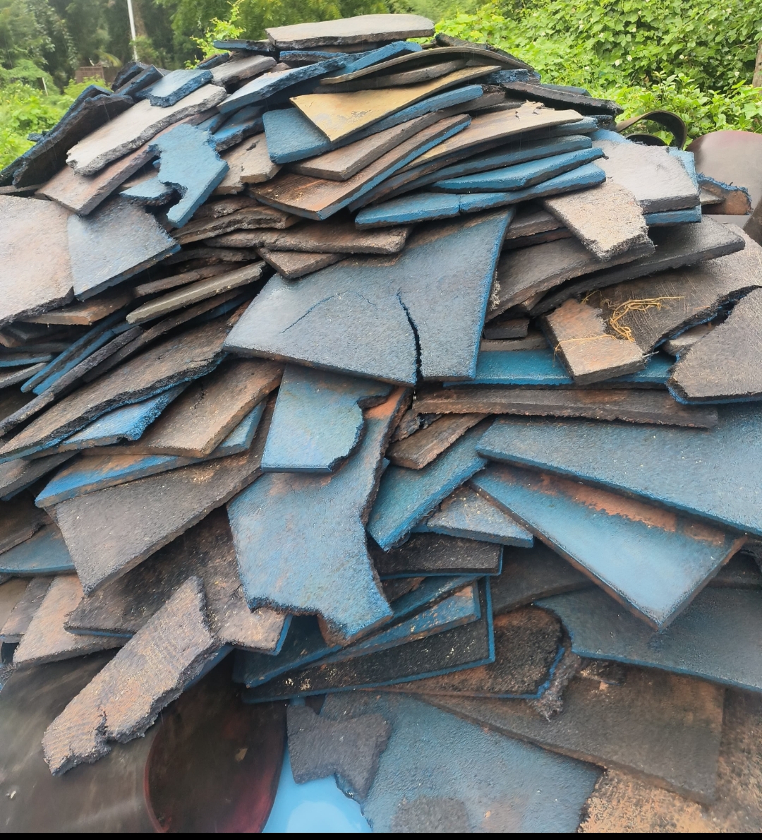 Rubber scrap materials from tyres and other sources, ready for processing